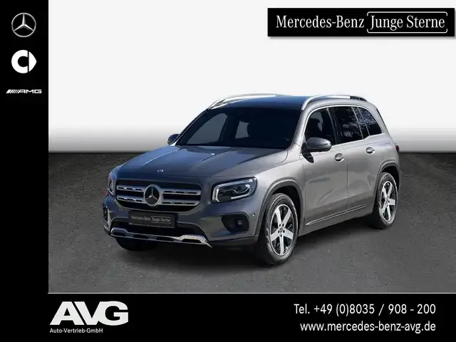 Mercedes-Benz GLB 220