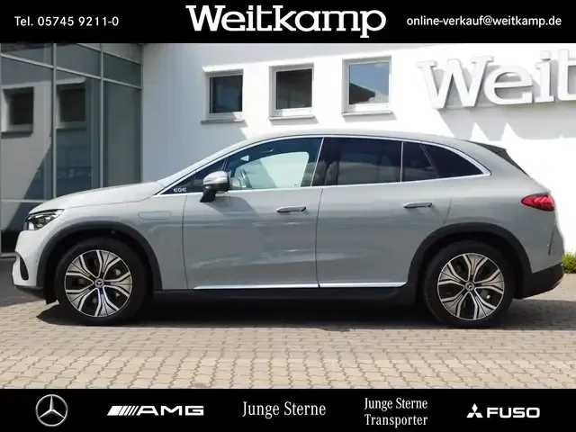 Mercedes-Benz EQE SUV