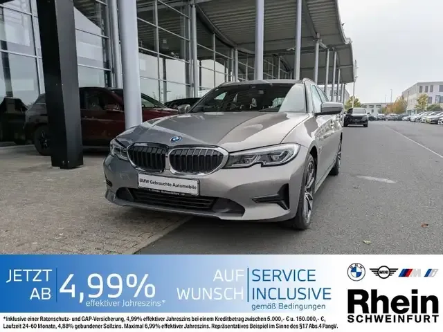 BMW 330