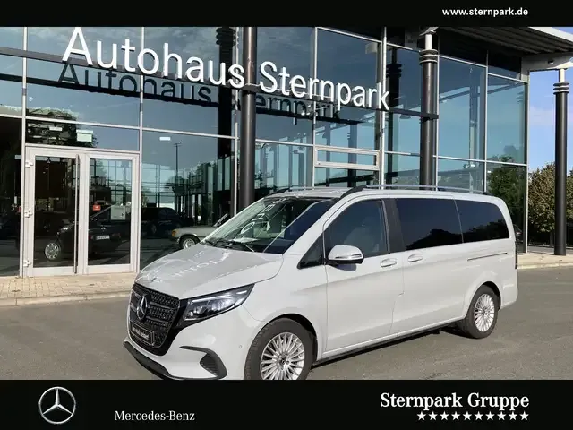 Mercedes-Benz V 250