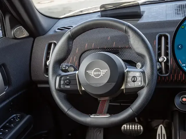 MINI John Cooper Works Countryman