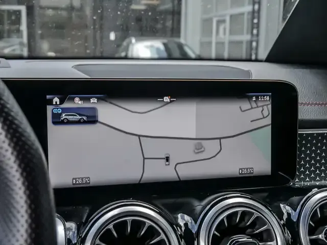 Mercedes-Benz EQB 300