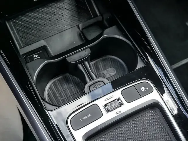 Mercedes-Benz EQB 300