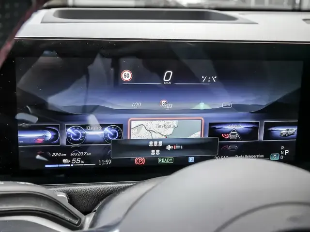 Mercedes-Benz EQB 300