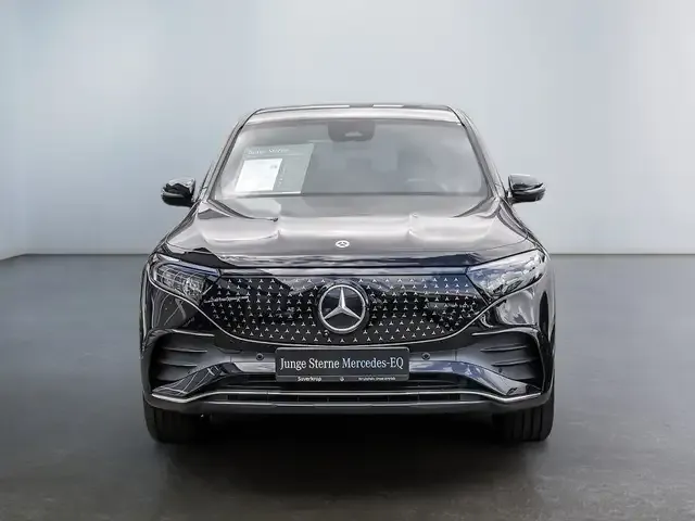 Mercedes-Benz EQB 300