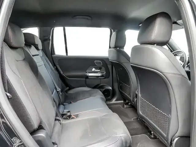 Mercedes-Benz EQB 300