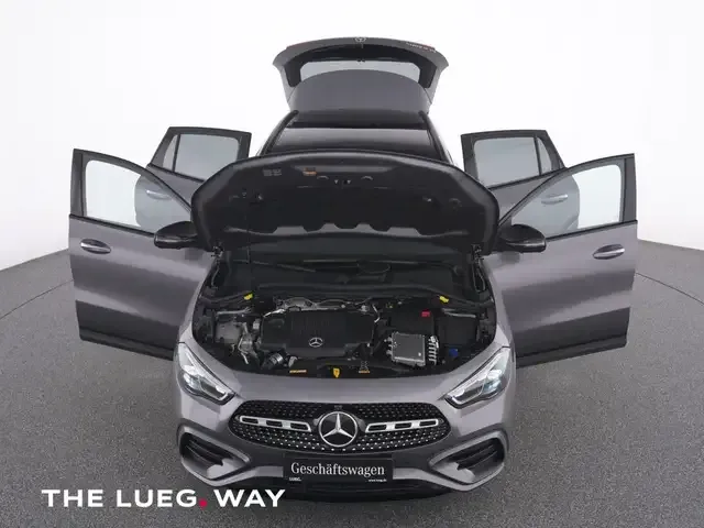 Mercedes-Benz GLA 200