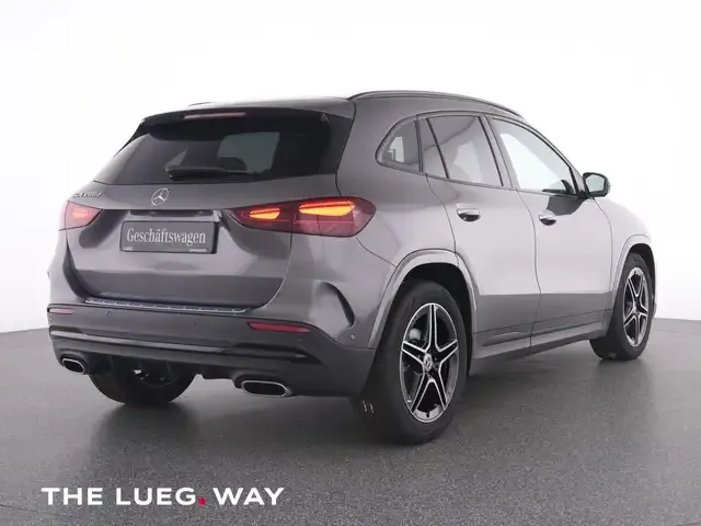 Mercedes-Benz GLA 200