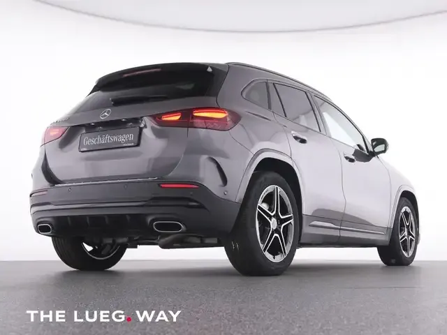 Mercedes-Benz GLA 200