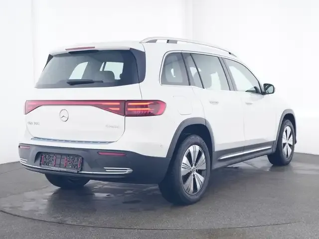 Mercedes-Benz EQB 300