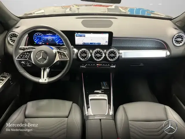 Mercedes-Benz EQB 300