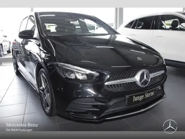 Mercedes-Benz B 220