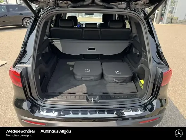 Mercedes-Benz EQB 300