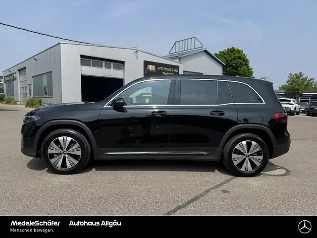 Mercedes-Benz EQB 300