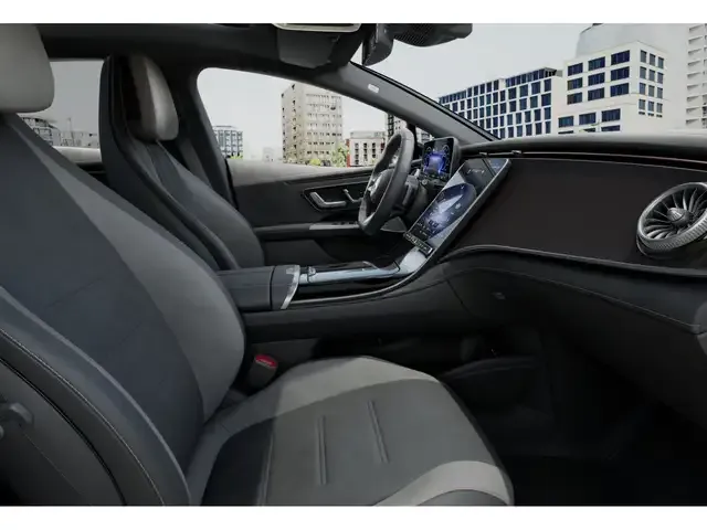 Mercedes-Benz EQE 350