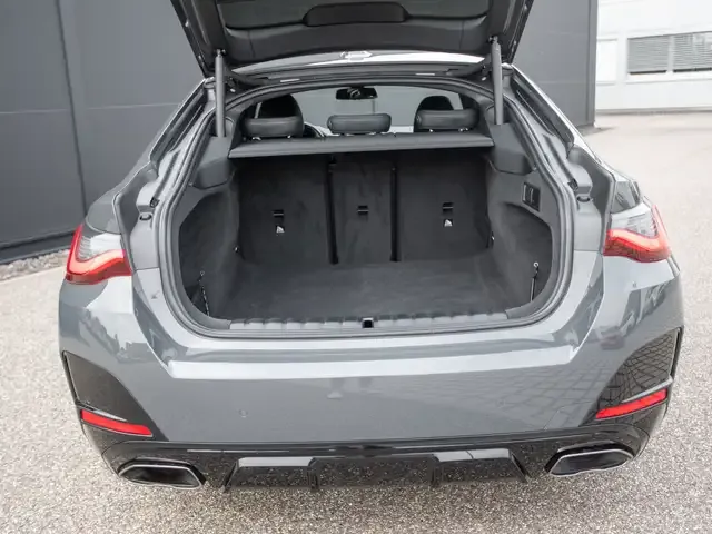 BMW 440