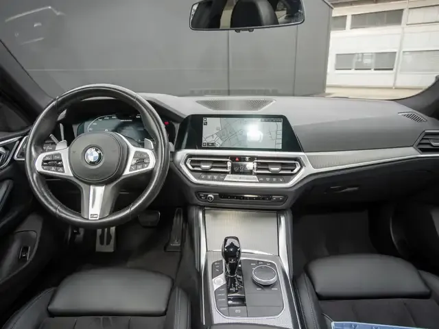 BMW 440