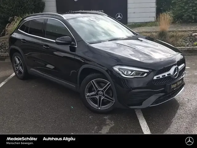 Mercedes-Benz GLA 250