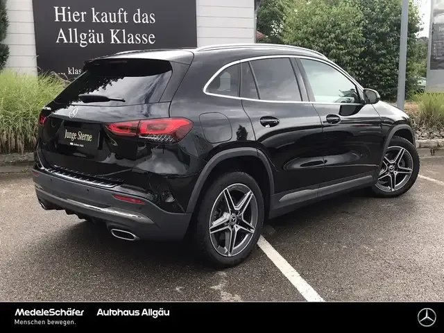 Mercedes-Benz GLA 250