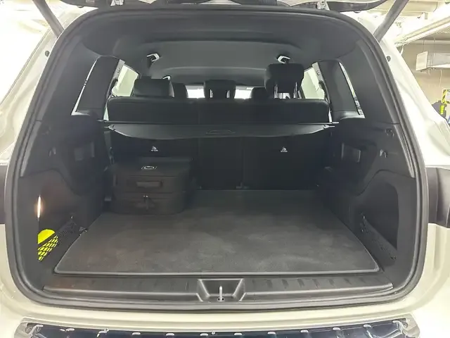 Mercedes-Benz EQB 300