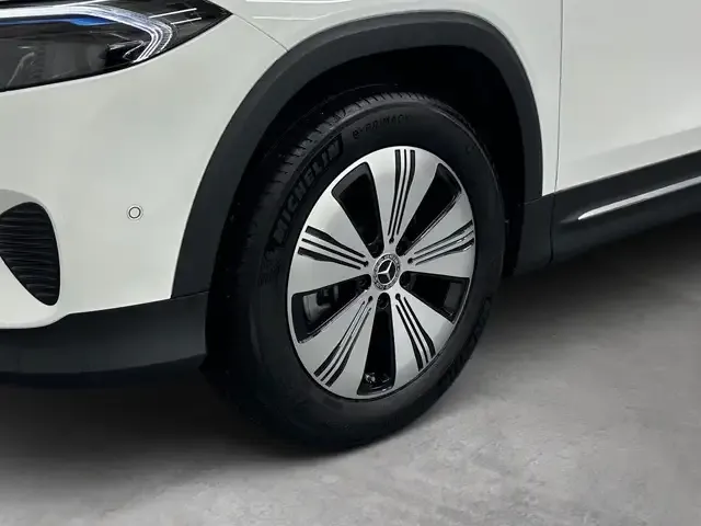 Mercedes-Benz EQB 300