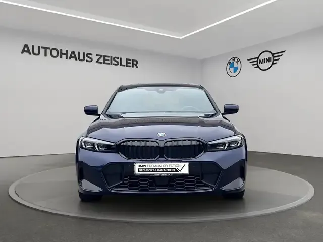 BMW 330