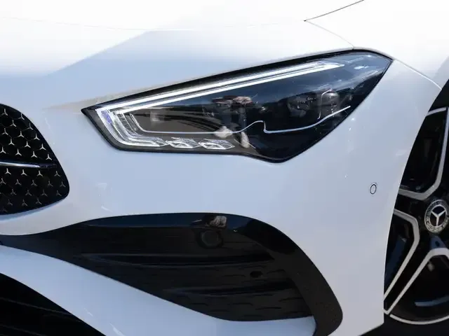 Mercedes-Benz CLA 200