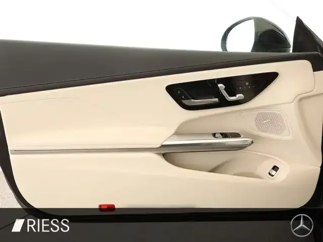 Mercedes-Benz CLE 300