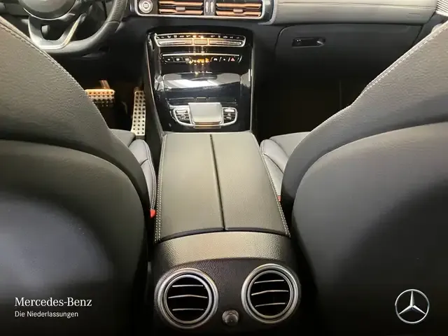 Mercedes-Benz EQC 400