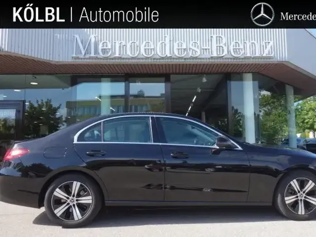 Mercedes-Benz C 180