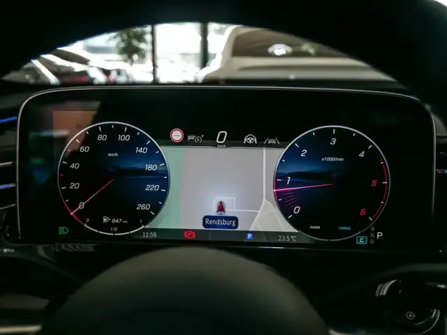 Mercedes-Benz E 220
