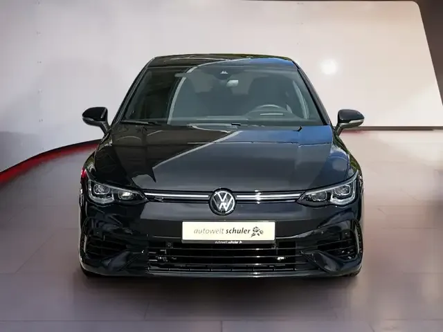 Volkswagen Golf R