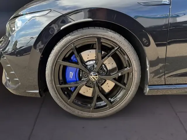 Volkswagen Golf R