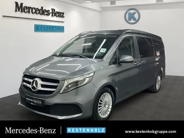 Mercedes-Benz V 220