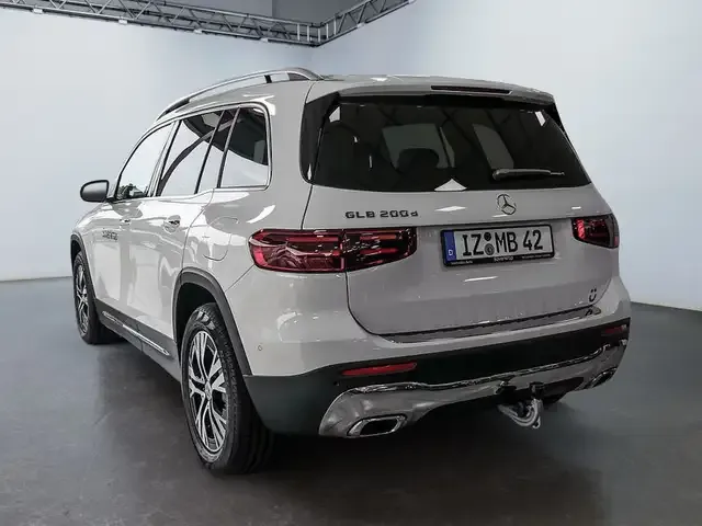 Mercedes-Benz GLB 200