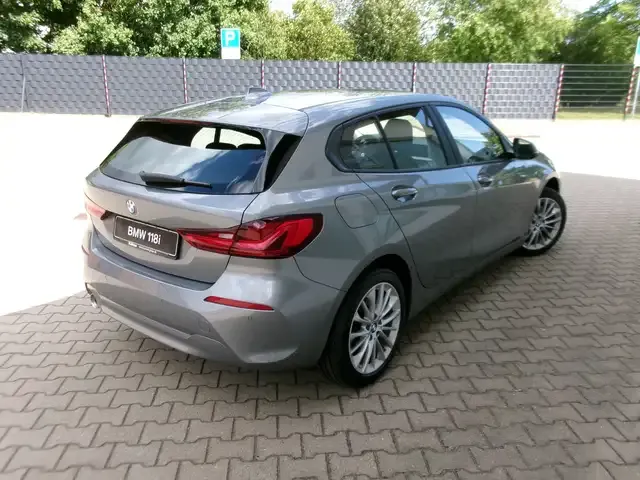 BMW 118