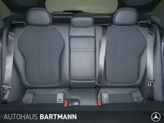 Mercedes-Benz EQE 300