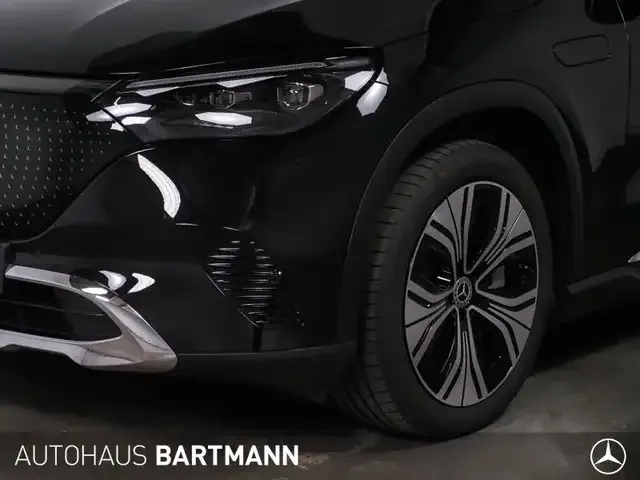 Mercedes-Benz EQE 300