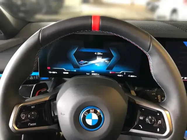 BMW i5