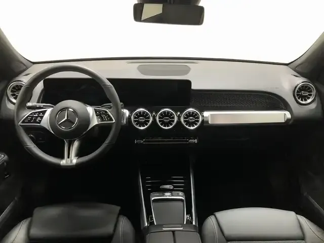 Mercedes-Benz EQB 300