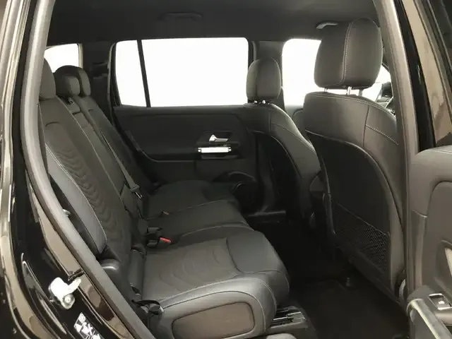 Mercedes-Benz EQB 300