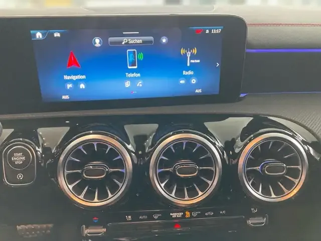 Mercedes-Benz CLA 220