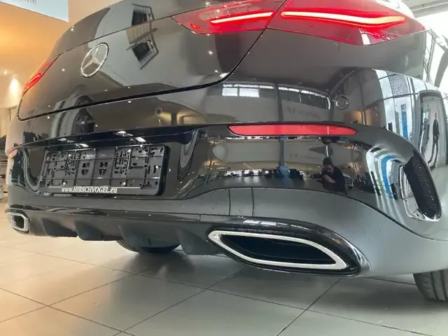 Mercedes-Benz CLA 220