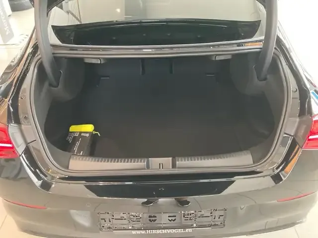 Mercedes-Benz CLA 220