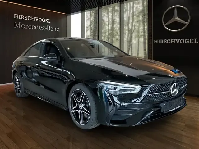 Mercedes-Benz CLA 220