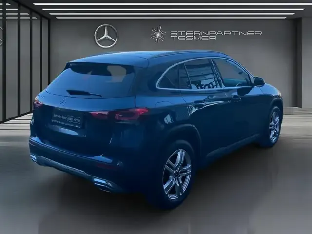Mercedes-Benz GLA 250