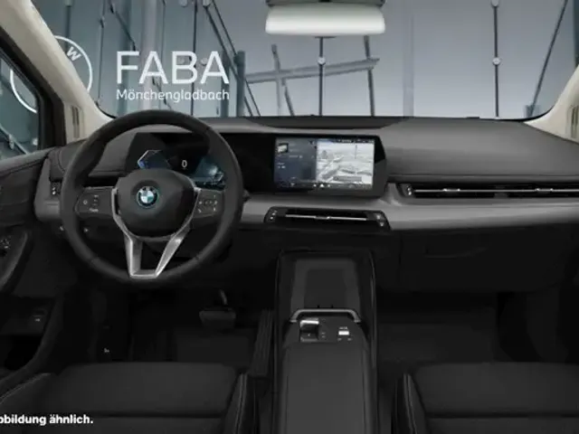 BMW 225