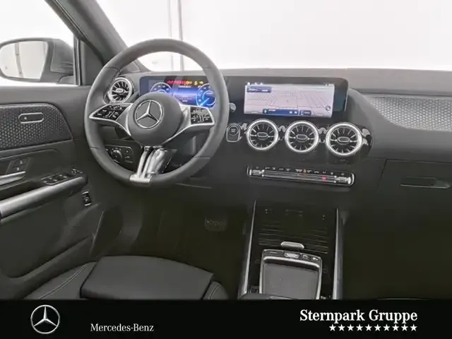 Mercedes-Benz EQA 300