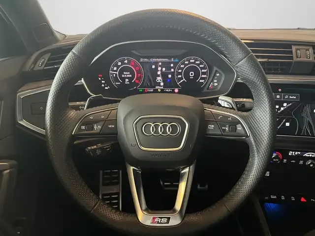 Audi RS Q3