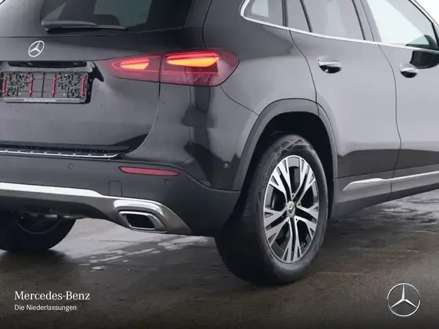 Mercedes-Benz GLA 180